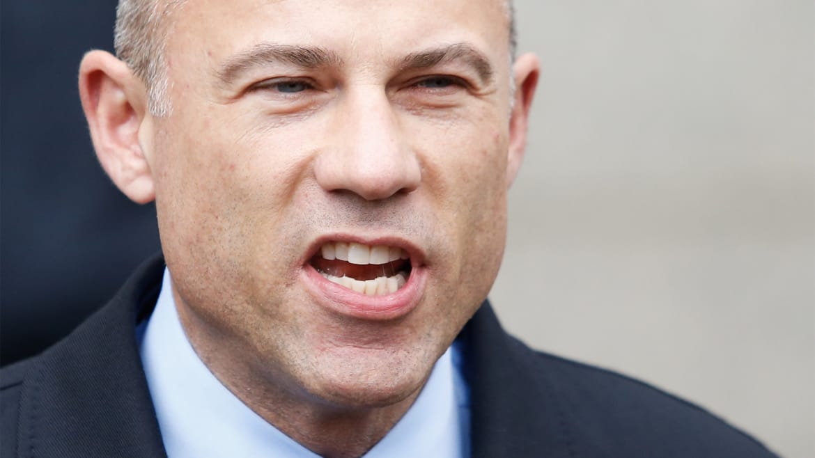 Judge Poised to Force Michael Avenatti to Open Books in Divorce Case (thedailybeast.com)