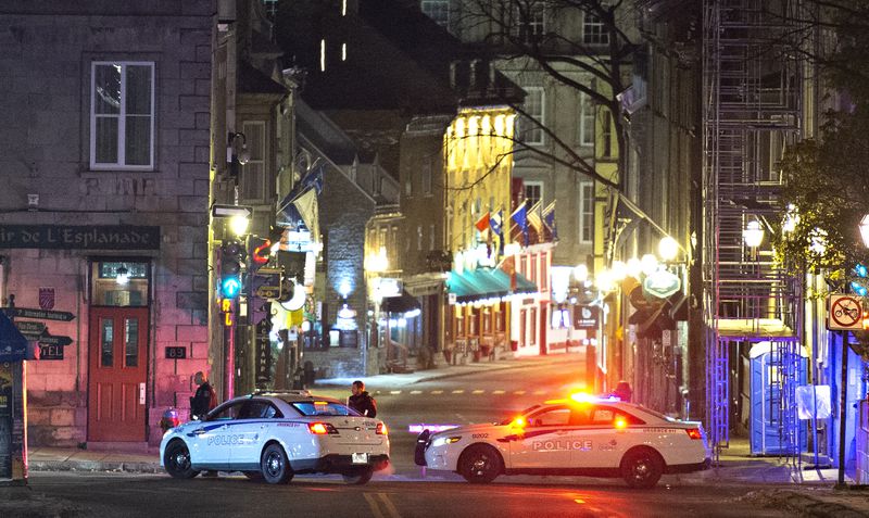 Man in medieval clothing fatally stabs two in Quebec City Halloween sword attack (nydailynews.com)