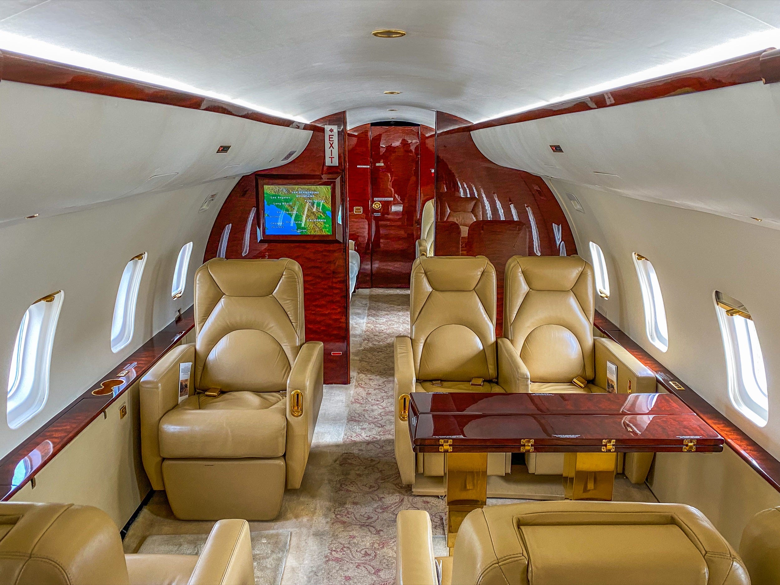 Set Jet Bombardier Challenger 850 Private Jet Flight