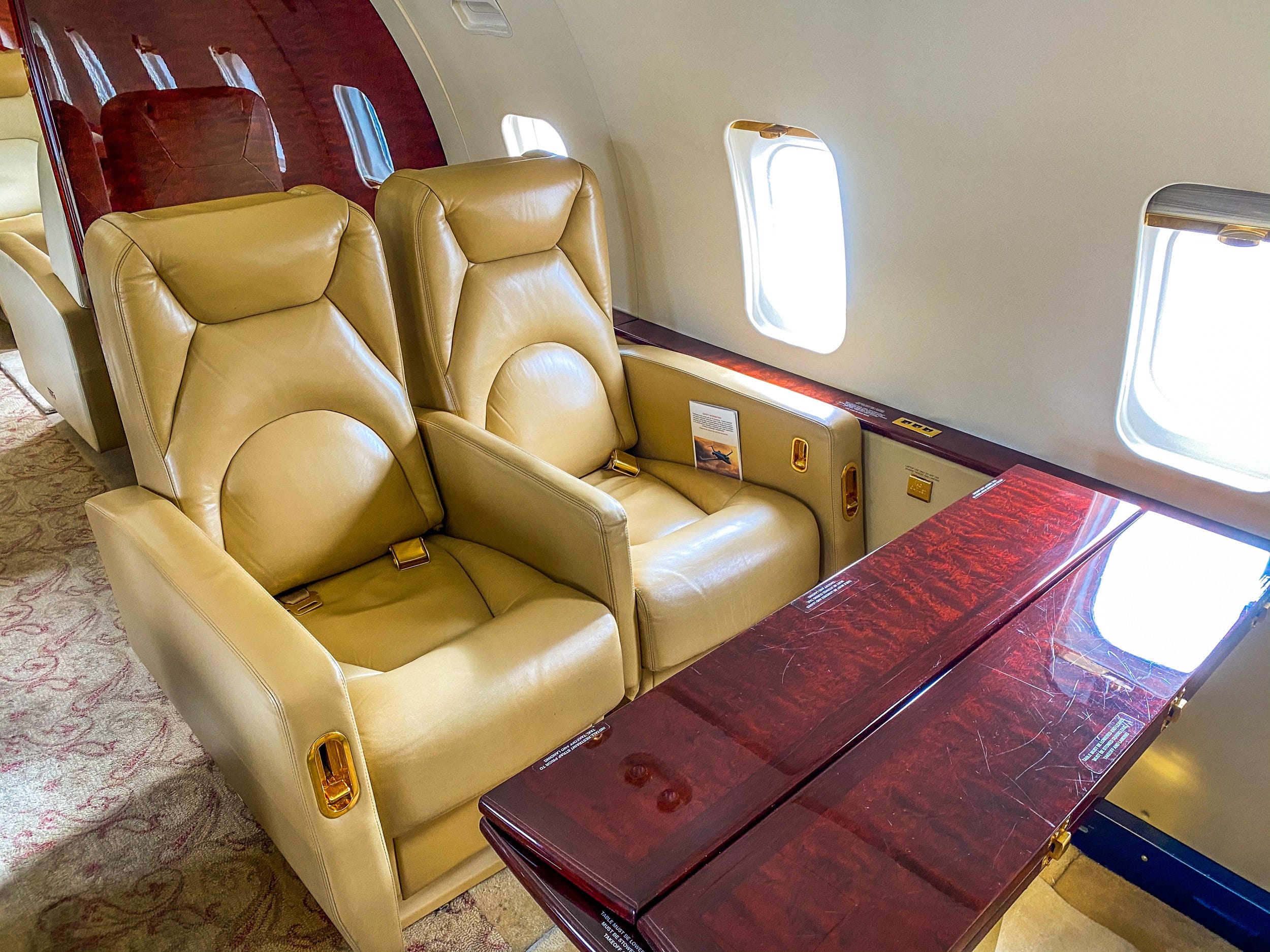 Set Jet Bombardier Challenger 850 Private Jet Flight