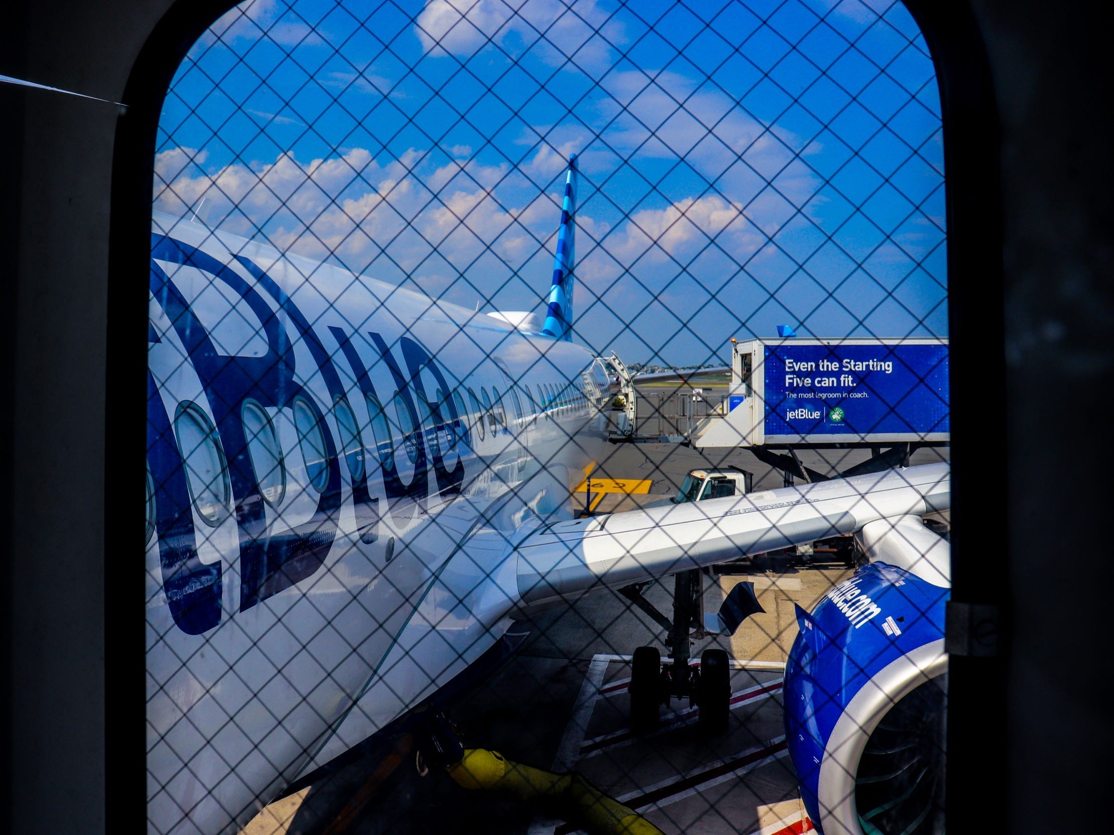 JetBlue Airways Airbus A220-300 Flight