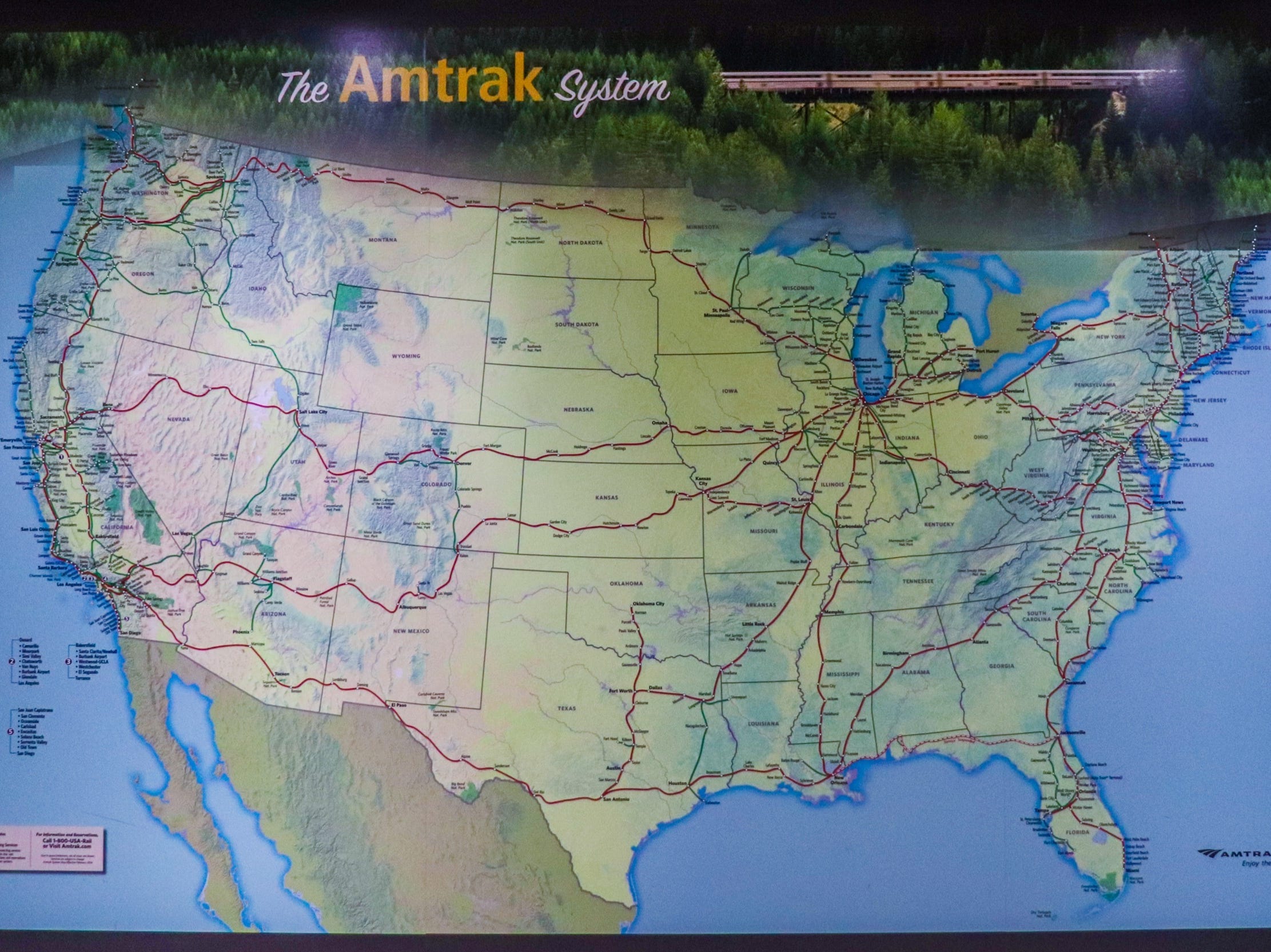 Amtrak's US route map