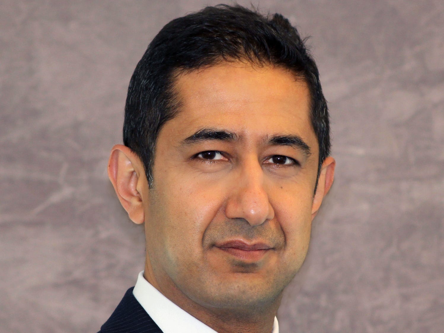 Headshot of Sumeet Chabria, Global Chief Operating Officer Technology & Operations and Head of Global Business Services