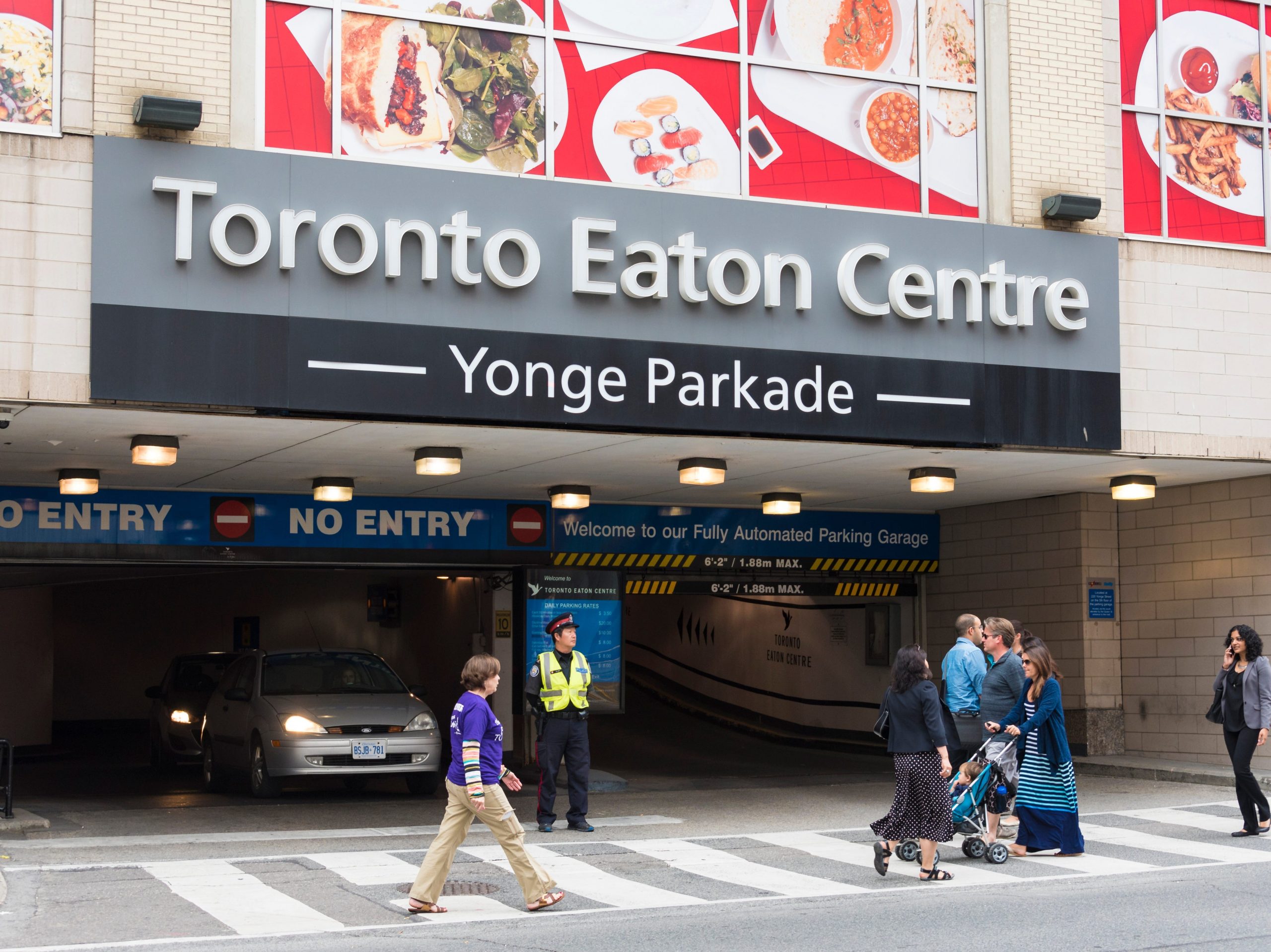 yonge parkade at toronto eaton center