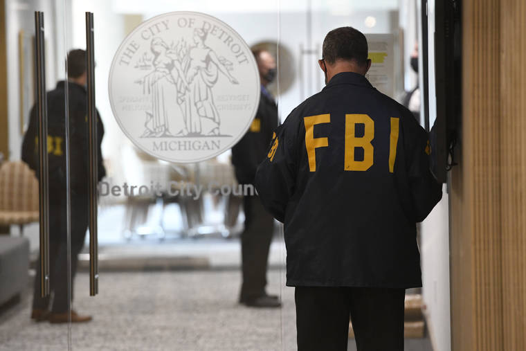 FBI raids Detroit City Hall and 2 council members’ homes over bribery allegations (staradvertiser.com)