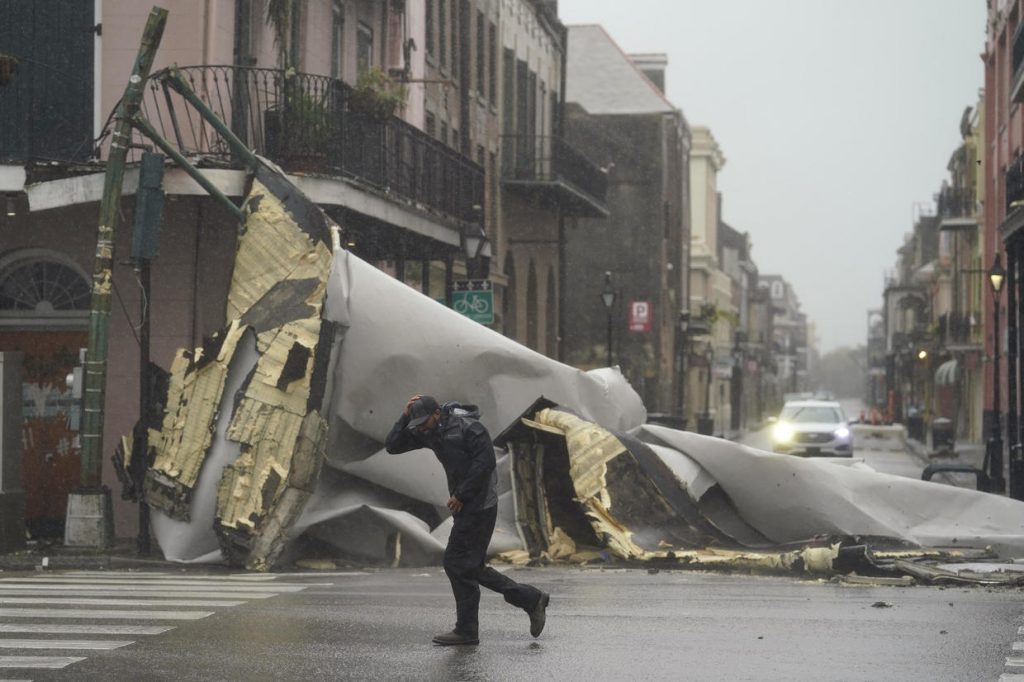 Hurricane Ida makes landfall in Louisiana (cbsnews.com)